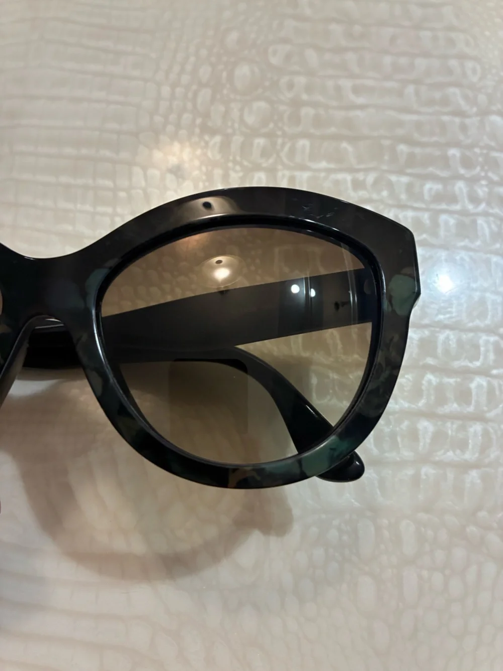 Valentino Black Cat-Eye Sunglasses with Brown Gradient Lenses made in Italy